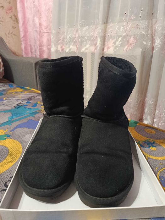 Уггі жіночі зима