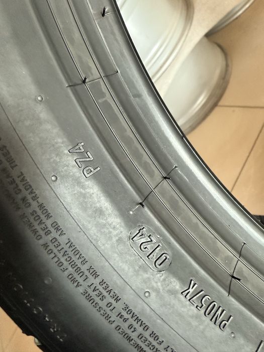 Шини літні  Audi 255/50/20 Pirelli PZ4 255/50r20 летние
