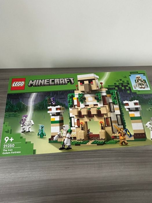Lego Minecraft 21250