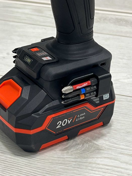 Магнітний тримач біт для інструменту Dnipro-M DTD-201BC Бітотримач