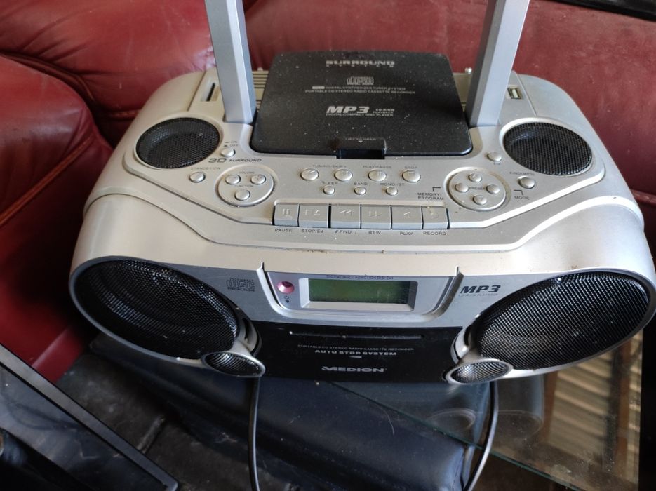 Radiomagnetofon CD,USB