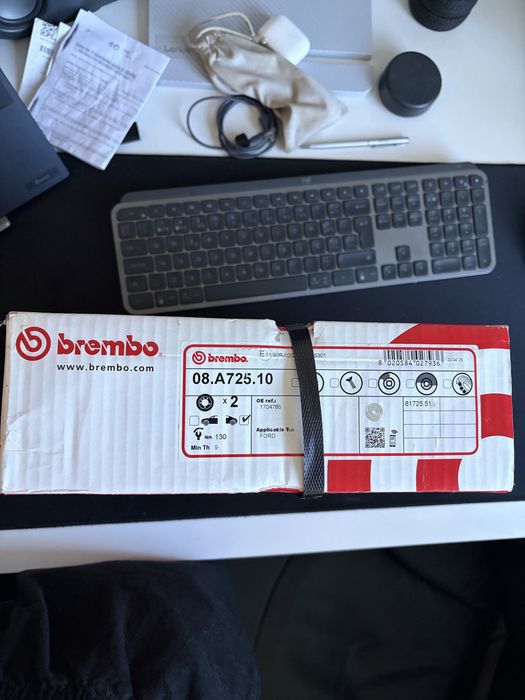 Jogo discos brembo traseiros FORD selado