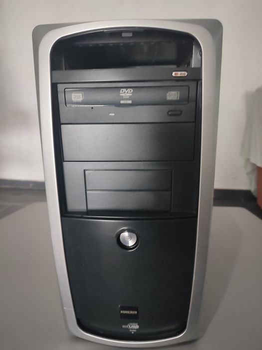 Computer without monitor422974467689031681