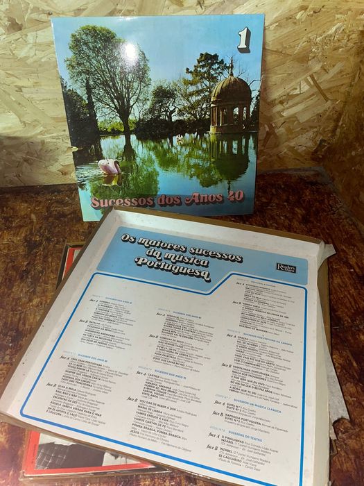 Conjunto de 40 vinis