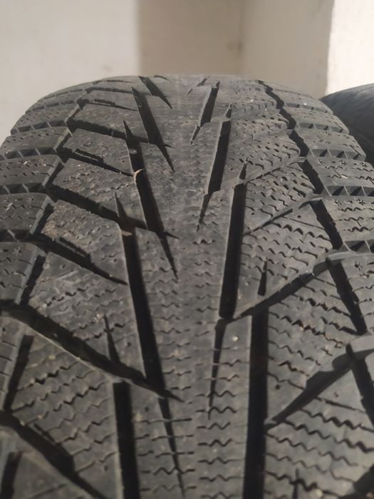 Hankook winter I*Cept IZ2 205/65/16