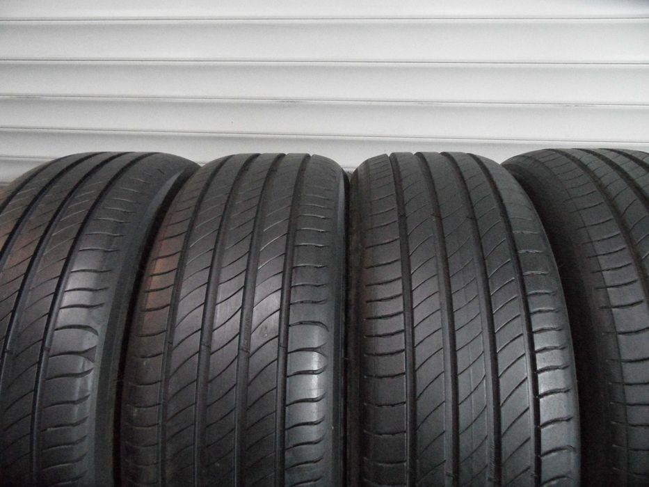 8 opony letnie 235/45/20