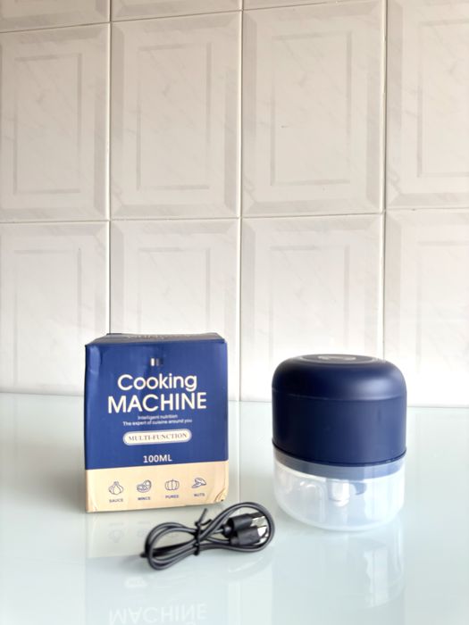 Triturador / Processador de alimentos automático