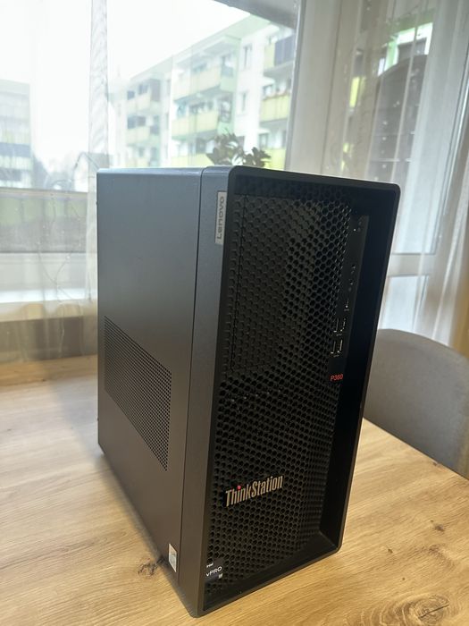 Komputer Thinkstation T360 bez procesora ram i karty graficznej
