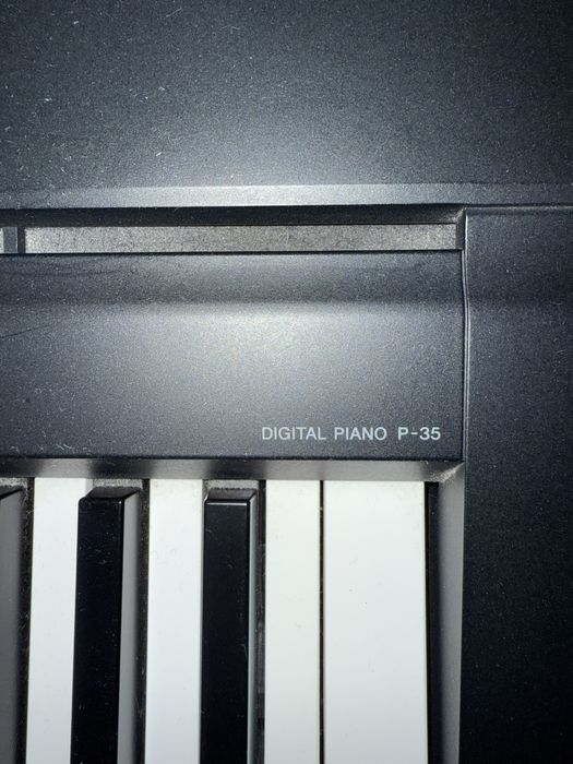 Piano YAHAMA digital P-35