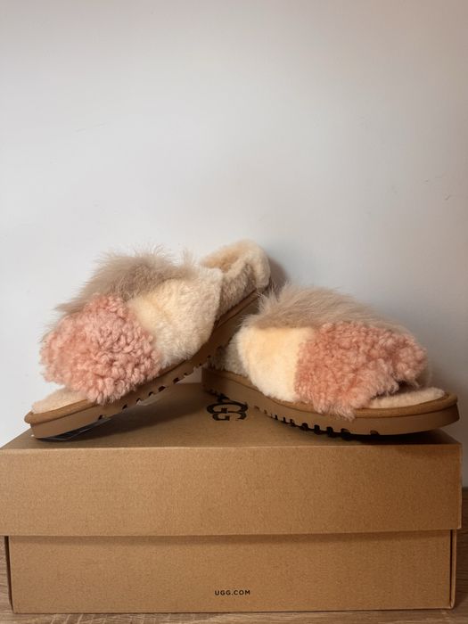 Pantofle Ugg.