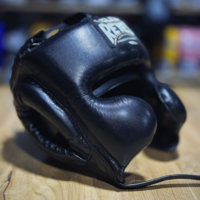 Боксерский шлем Cleto Reyes Cheek Protection