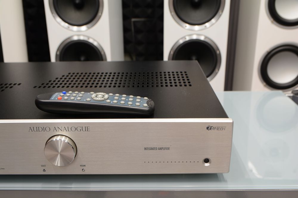 Audio Analogue Crescendo wzmacniacz zintegrowany stereo 2x50W 5xRCA pilot przewód zasilający | raty 0% | zamiana | odsłuch | HI-END AUDIO