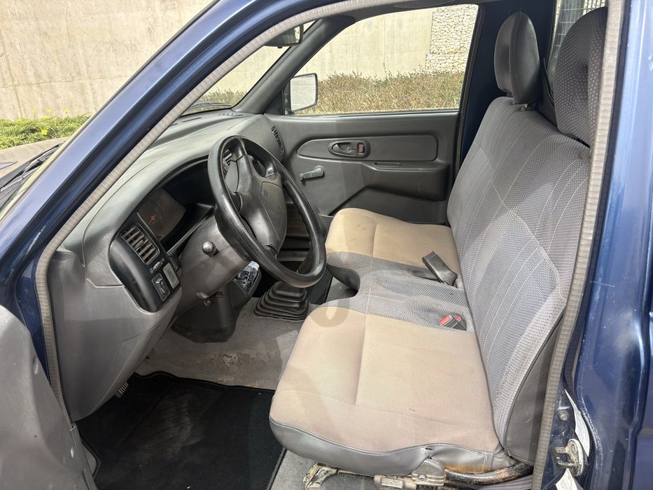 Mitsubishi L200 poucos kilometros