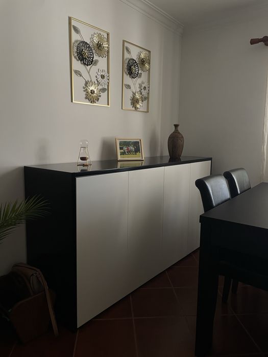 Móveis, Sofá e Mesa