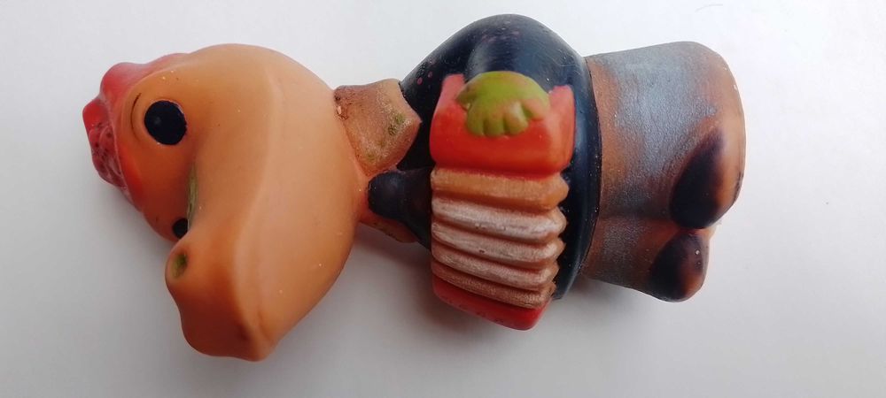 Крокодил Гена (резиновая игрушка  ссср)
