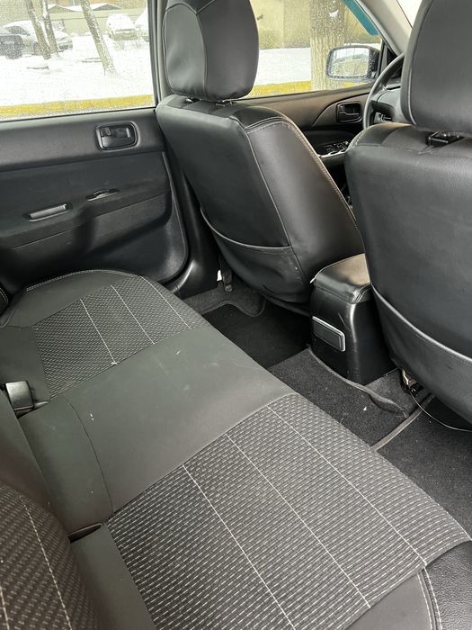 Mitsubishi Lancer 9 (2008)