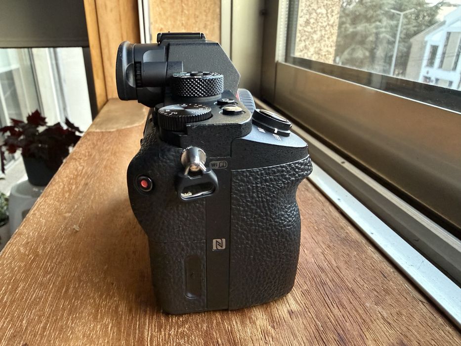 Câmara Full Frame Sony A7s II + duas baterias