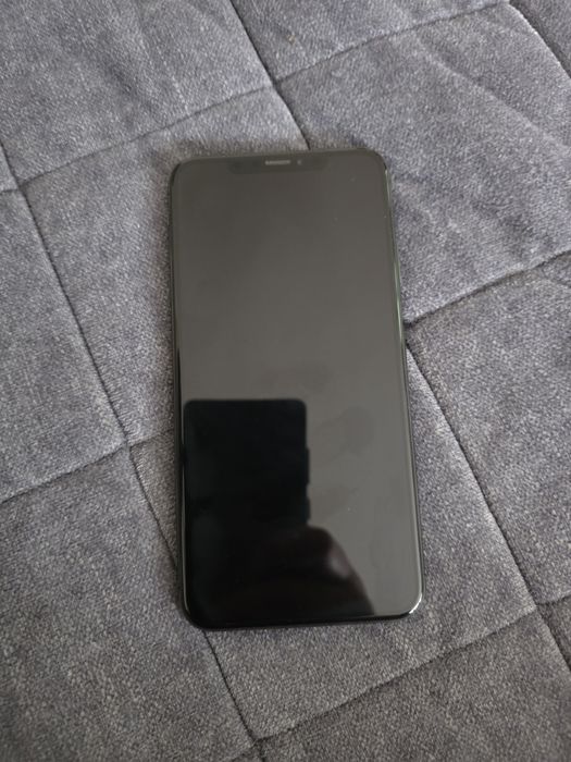 Używany iPhone XS Max