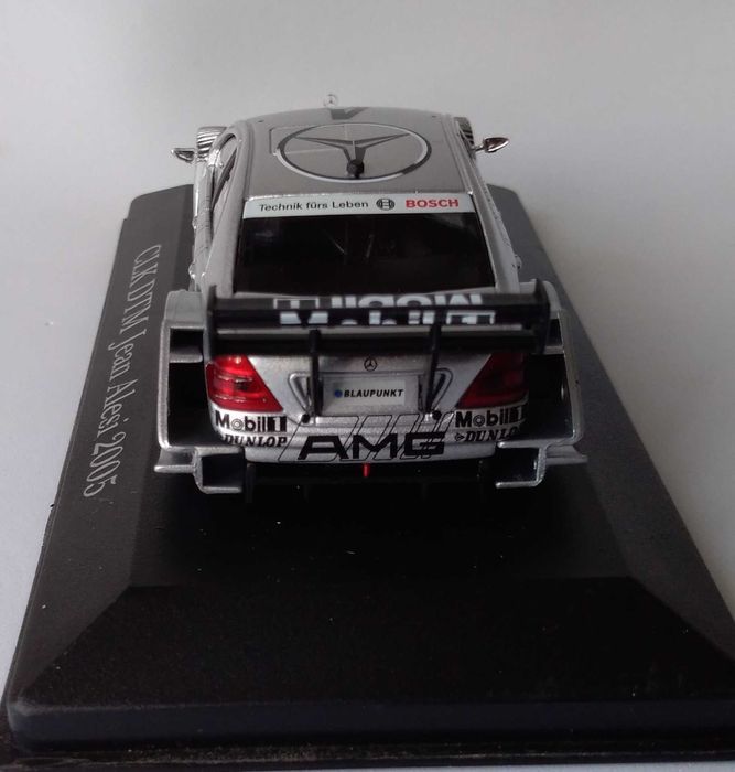 Mercedes Benz CLK DTM de 2005, piloto Jean Alesi