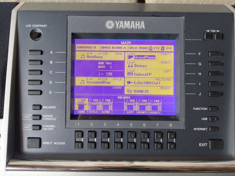 Keyboard Yamaha PSR S700