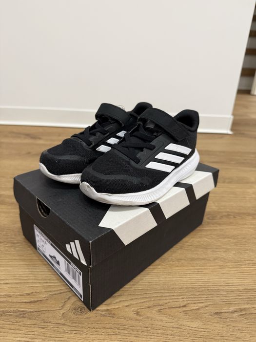 кросівки дитячі Adidas