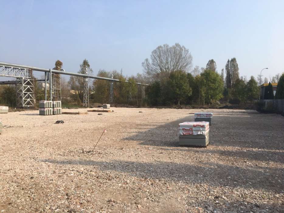 Utwardzanie dróg dojazdowych, placów, wymiana gruntu