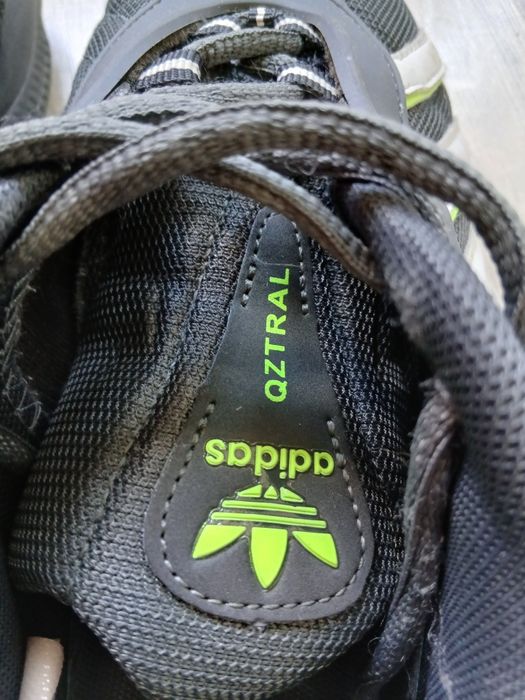 Кросівки Adidas Oztral