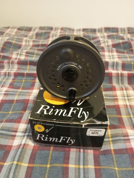 Kołowrotek muchowy Rimfly