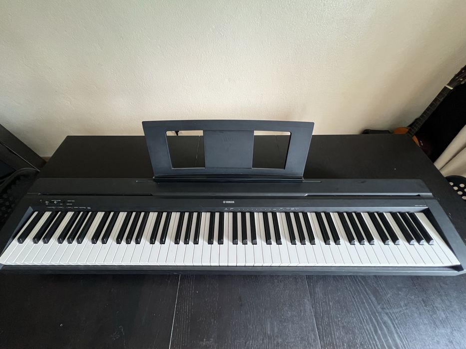 Piano  Yamaha digital P-45  compacto e elegante simples de utilizar