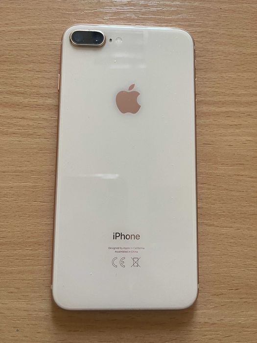 iPhone 8 plus в гарному робочому стані