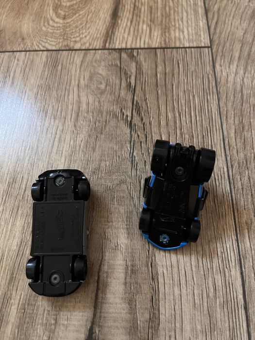 Машинки Hotwheels,  дитячі машинки