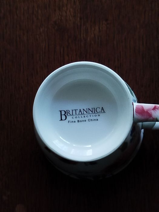 Porcelanowy kubek do kawy lub herbaty