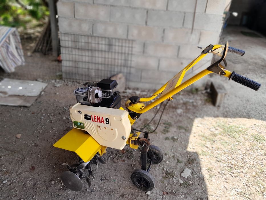 Motoenxada,  vendo para desocupar , visto ter outro e já não precisar