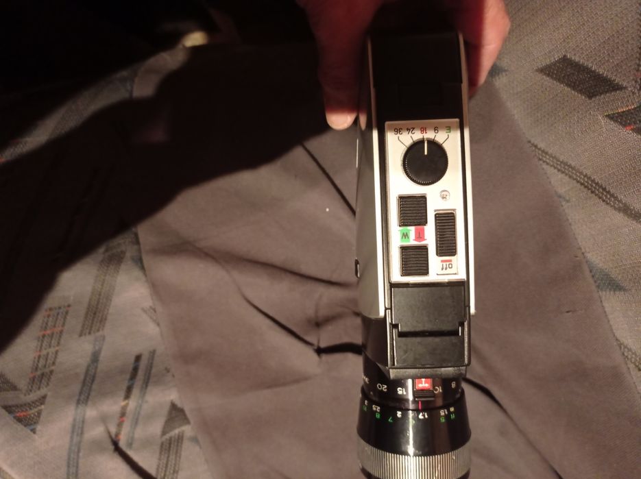 Máquina de filmar 8mmm Bauer