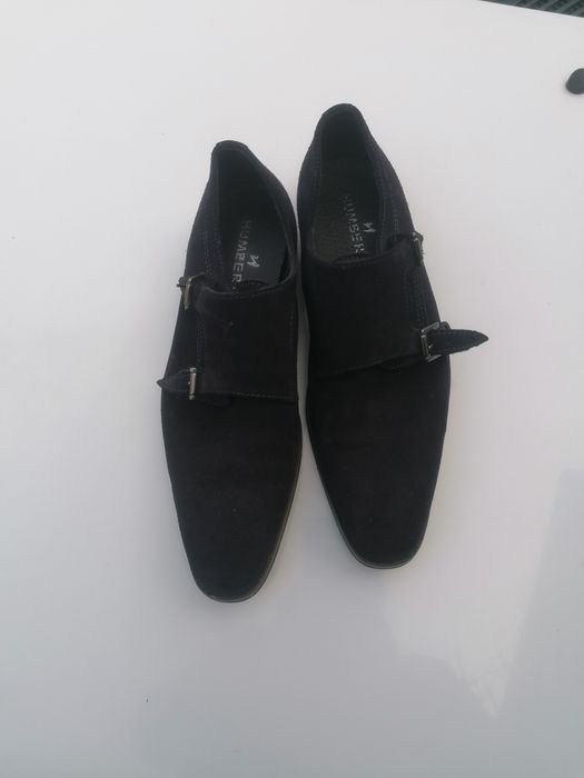 Sapatos de homem de camurça