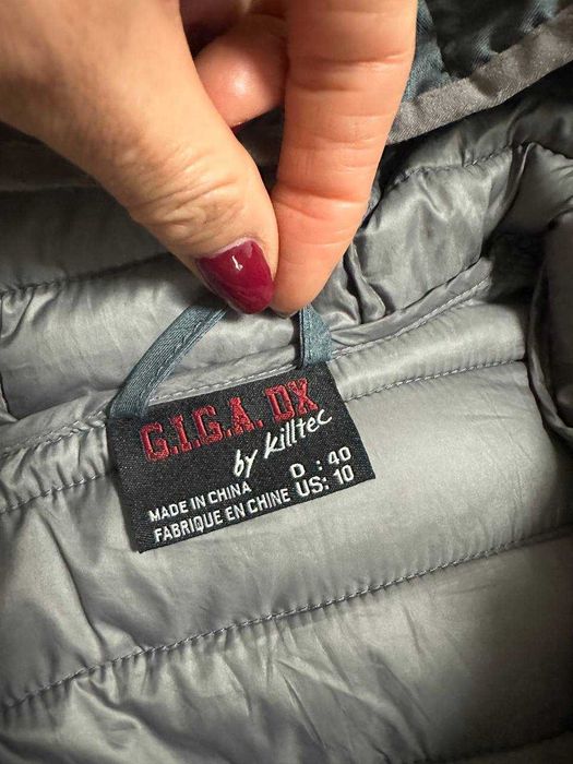 Куртка жіноча демісезон  M-L стан чудовий