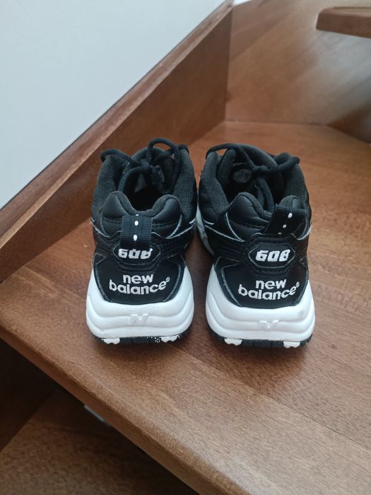 Sapatilhas new balance 36 como novas