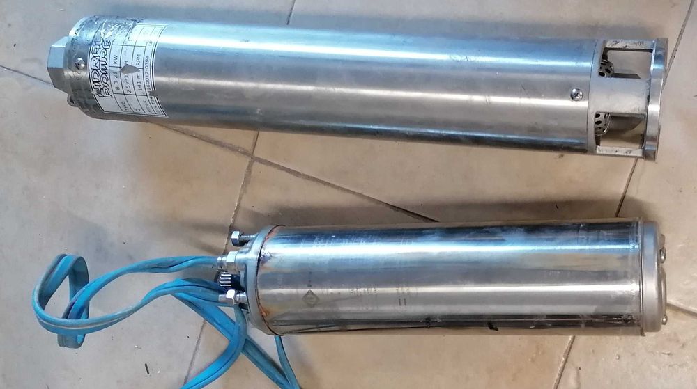 Bomba de furo de agua, usada, com problema