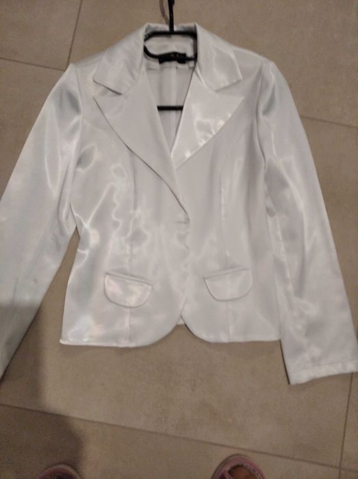 elegancka marynarka biała