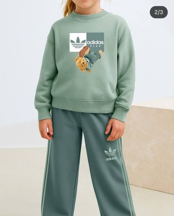 Костюм адідас для дівчинки 128см