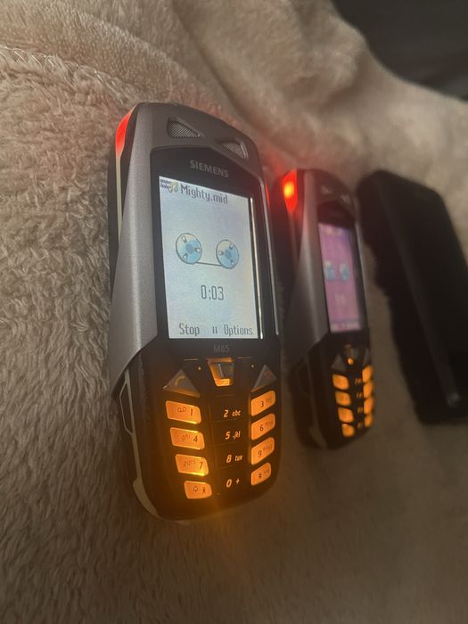 Мобільний телефон Siemens m65