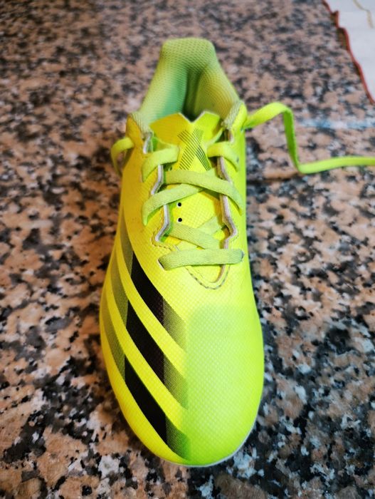 Chuteiras criança número 32 adidas