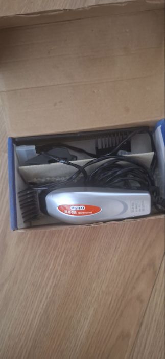Máquina de Cortar Cabelo WAHAI RFJZ-306 – Com Caixa e Acessórios