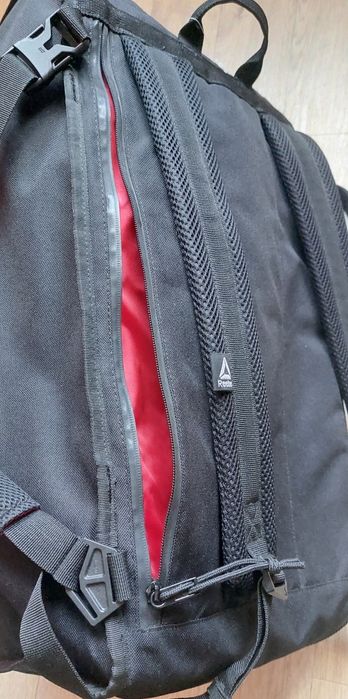 Сумка-рюкзак  Reebok sample 38L