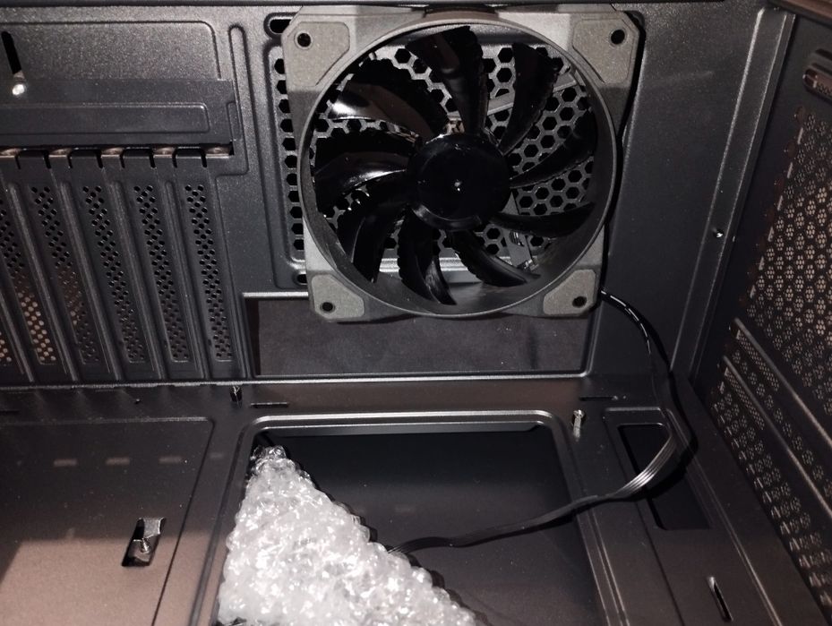 PREÇO FIXO / NÃO TROCO – Caixa ATX Gaming + Ventoinhas