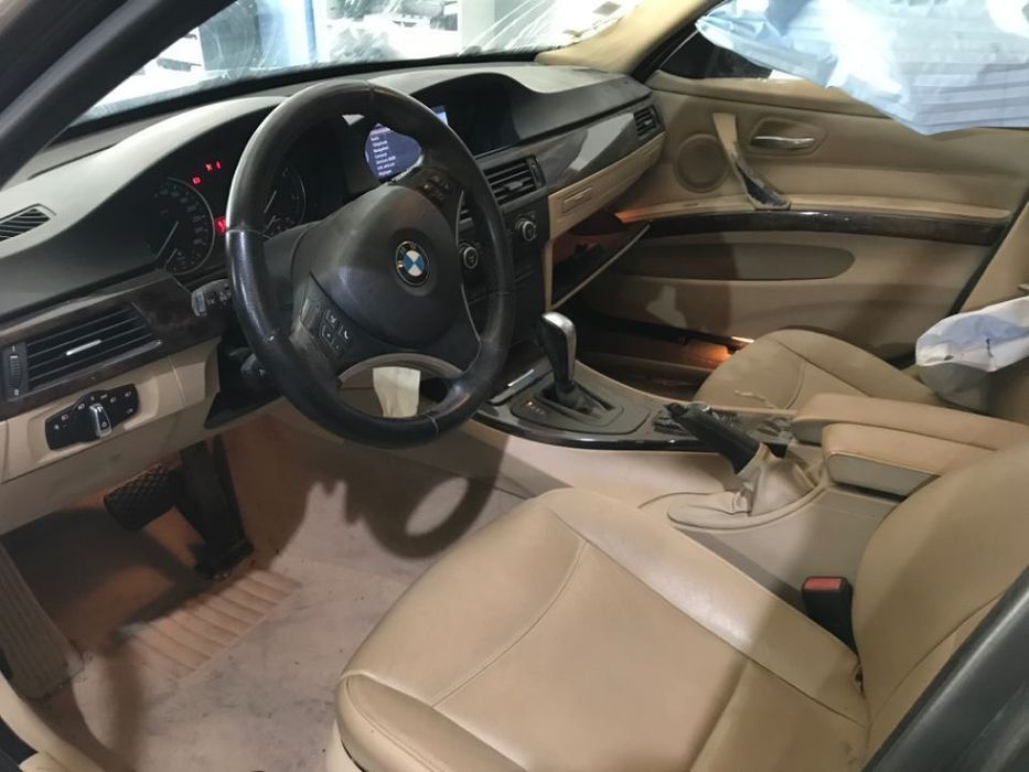 BMW 320d E90 177cv LCI para peças