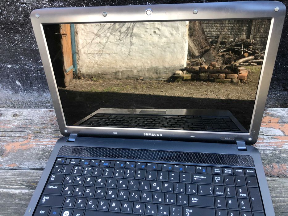 Корпус, клавиатура, дисплей ноутбук Samsung R523