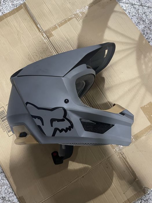 Capacete fox