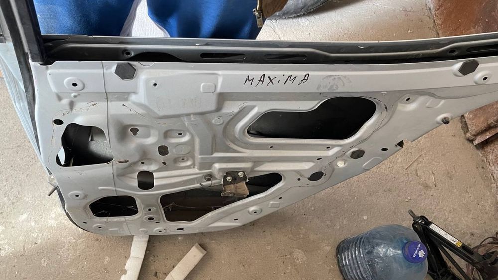 Дверь голая задняя правая Nissan Maxima A36 16-20