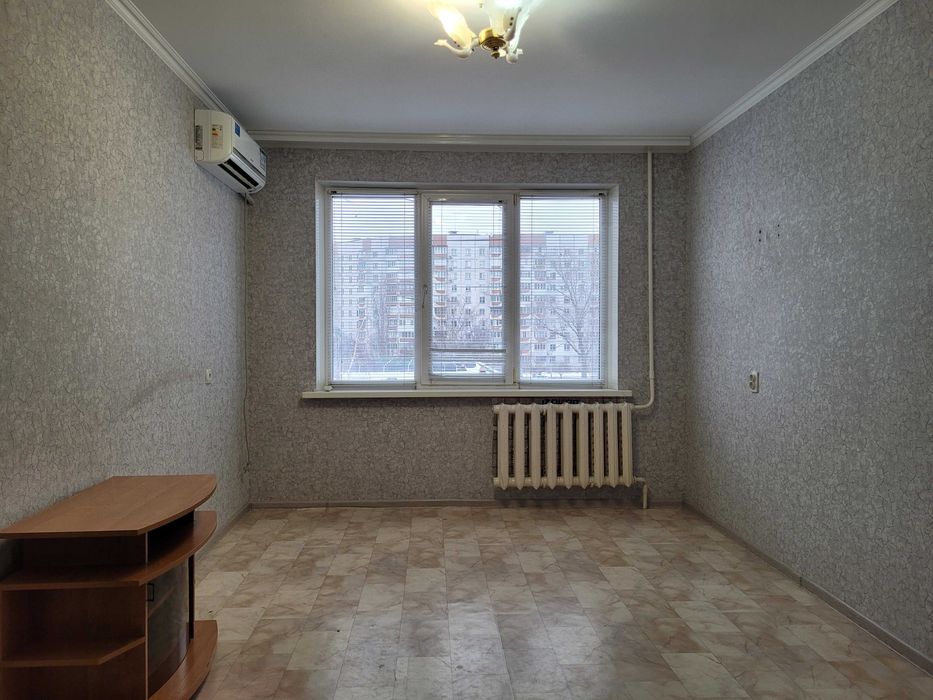 Продається однокімнатна квартира на Митниці